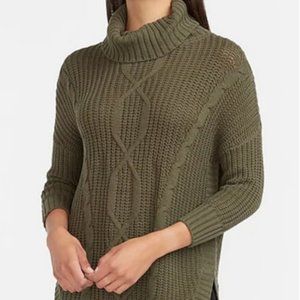 NWT! Cable Knit Cowl Neck Circle Hem Sweater